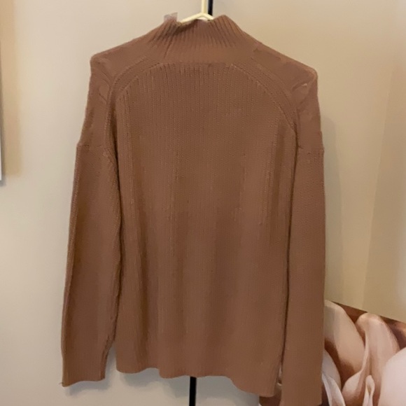 Joe Fresh sweater - Picture 2 of 4